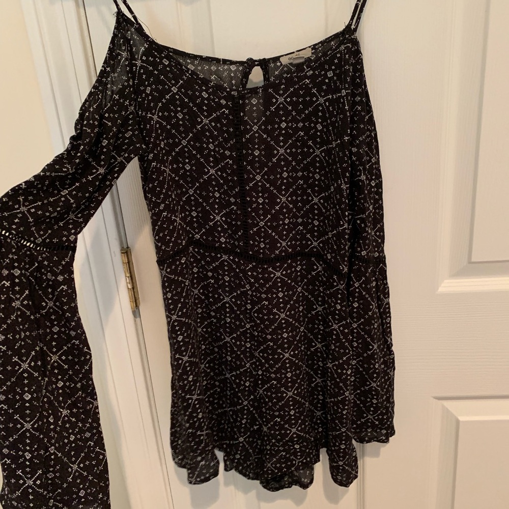 URBAN OUTFITTERS ROMPER